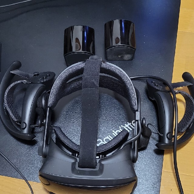 INDEX(インデックス)のVR Valve index （完品） スマホ/家電/カメラのPC/タブレット(PC周辺機器)の商品写真