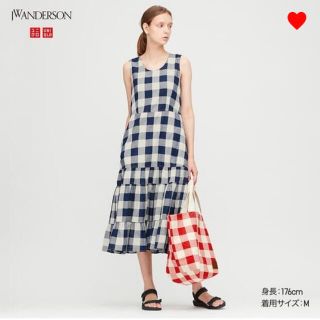 ユニクロ(UNIQLO)のUNIQLO ＊ チェックティアードワンピース　最終値下げ‼️(ロングワンピース/マキシワンピース)