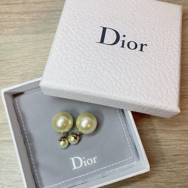 Christian Dior(クリスチャンディオール)のDIOR TRIBALES ピアス レディースのアクセサリー(ピアス)の商品写真