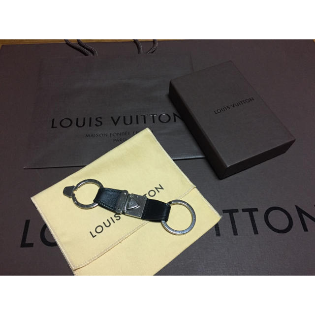 LOUIS VUITTON - ルイヴィトン ノマド キーホルダー 箱 袋 付き の通販