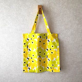 マリメッコ(marimekko)のマリメッコ　イエローショルダーバック(ショルダーバッグ)