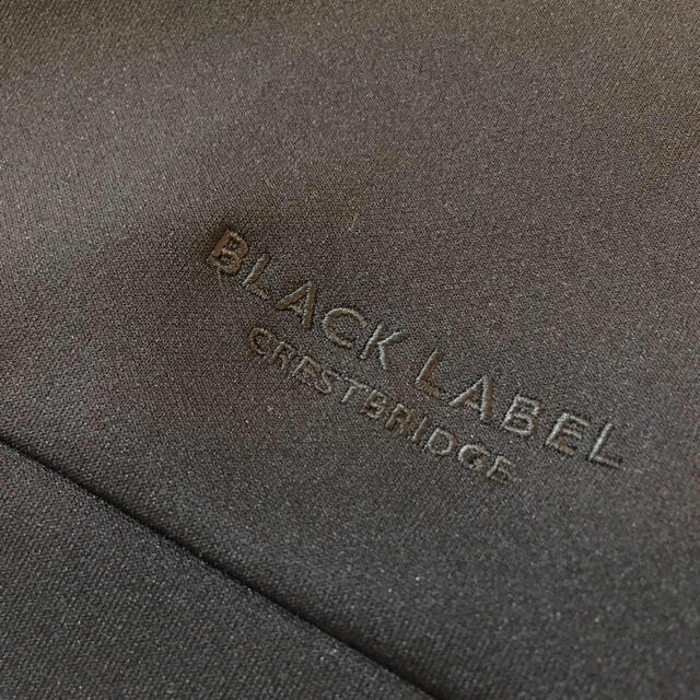 BLACK LABEL CRESTBRIDGE(ブラックレーベルクレストブリッジ)の新品 ブラックレーベル クレストブリッジ チェックラグラン スウェット ブラック メンズのトップス(スウェット)の商品写真