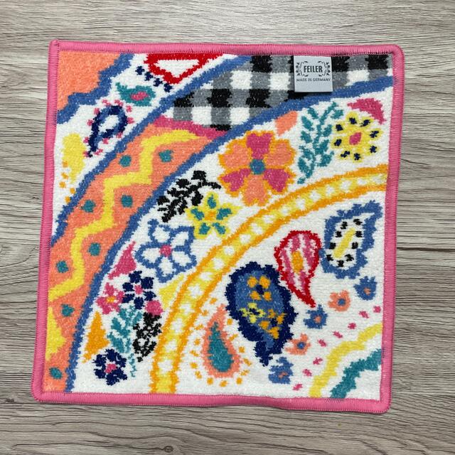 ラブラリーバイフェイラーChestyコラボフラワーペイズリー