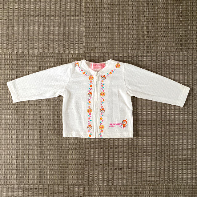 アンパンマン(アンパンマン)のアンパンマン　上着　80サイズ キッズ/ベビー/マタニティのキッズ服女の子用(90cm~)(ジャケット/上着)の商品写真