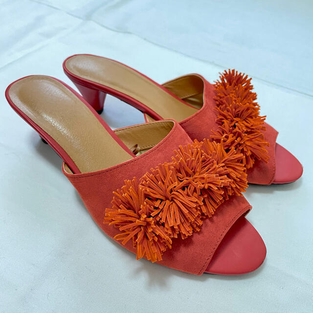 【GU】ポンポン オレンジ サンダル レディースの靴/シューズ(サンダル)の商品写真