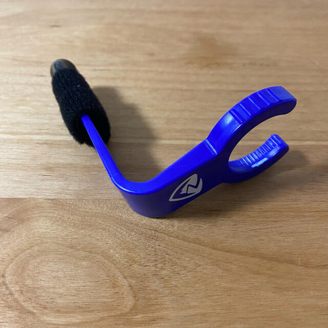 Zpacks ボトルクリップ アクアクリップ スポーツ/アウトドアのアウトドア(登山用品)の商品写真