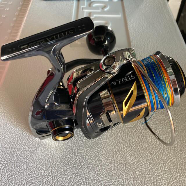 SHIMANO(シマノ)のステラSW 8000HG ロングハンドル（金土限定！最終値下げ！） スポーツ/アウトドアのフィッシング(リール)の商品写真