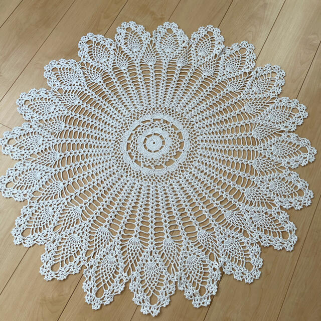 ホワイトハンドメイド ドイリー レース編み テーブルクロス