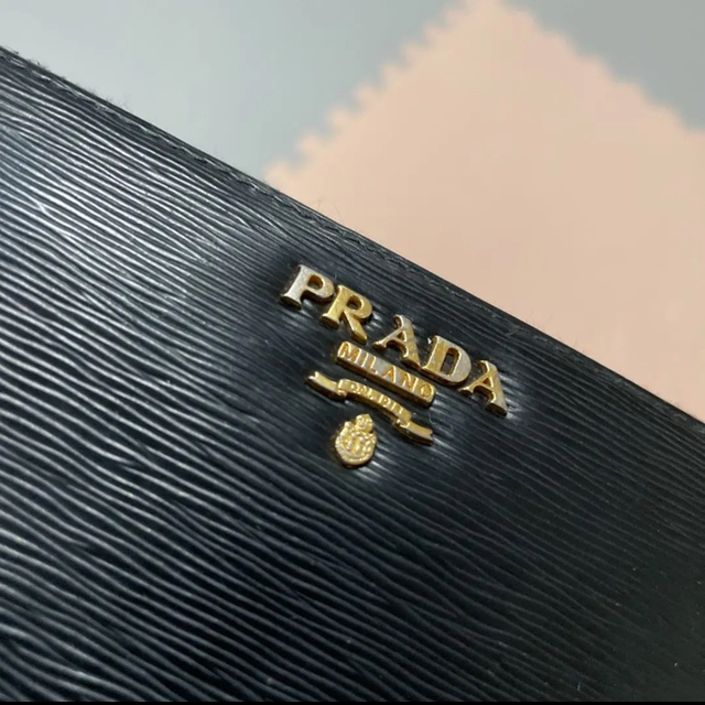 PRADA(プラダ)のPRADA プラダ 長財布 レディースのファッション小物(財布)の商品写真