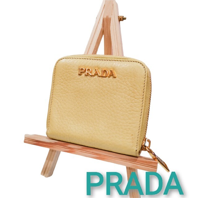 PRADA(プラダ)のPRADA　プラダ　レザー　折財布　レモンイエロー レディースのファッション小物(財布)の商品写真