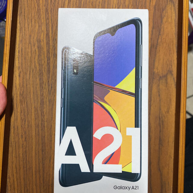 新品SAMSUNG GALAXY A21 64GB ブラック SCV49SKU