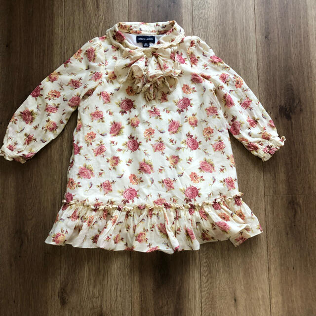 Ralph Lauren(ラルフローレン)のラルフローレン　花柄ワンピース　90 キッズ/ベビー/マタニティのキッズ服女の子用(90cm~)(ワンピース)の商品写真