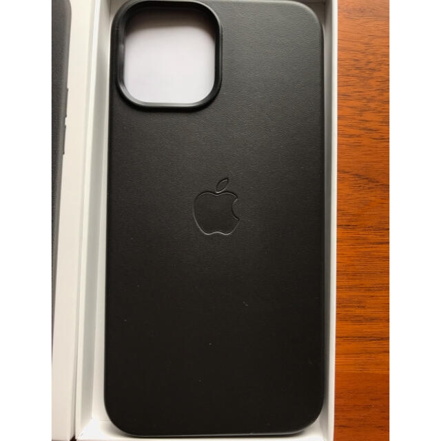 Apple(アップル)のApple iPhone12Pro Max レザーケース スマホ/家電/カメラのスマホアクセサリー(iPhoneケース)の商品写真