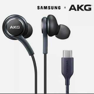 半額SALE/ 【アイ様専用】AKG イヤホン Type-C (Black&White) セット