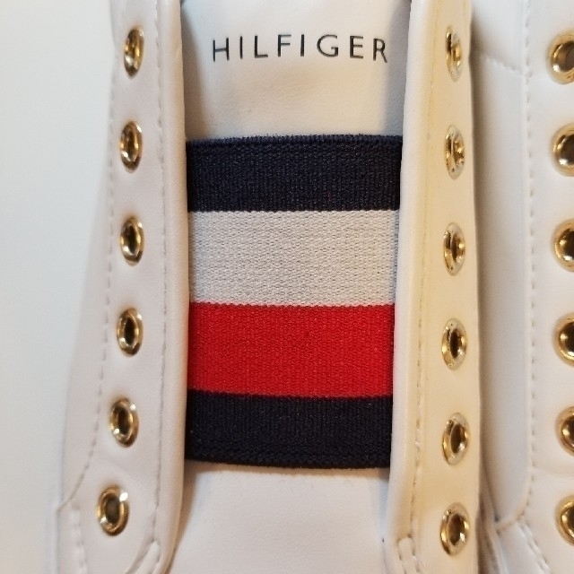 TOMMY HILFIGER(トミーヒルフィガー)のトミーヒルフィガー  Laven US8.5M レディースの靴/シューズ(スニーカー)の商品写真