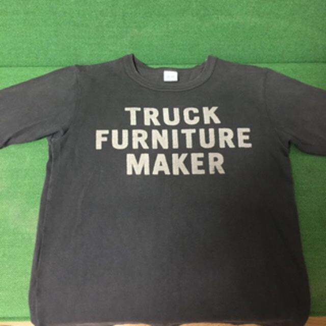 DENIM DUNGAREE(デニムダンガリー)のTRUCK FURNITURE  Tシャツ レディースのトップス(Tシャツ(半袖/袖なし))の商品写真