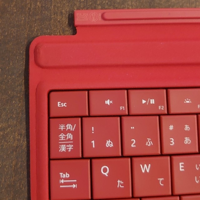 Microsoft(マイクロソフト)のSurface type cover Red model 1654 スマホ/家電/カメラのPC/タブレット(PC周辺機器)の商品写真