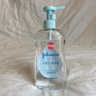 ジョンソン(Johnson's)のベビーオイル 300ml  ★ ジョンソンエンドジョンソン ★(ベビーローション)