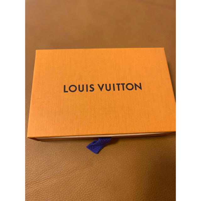 LOUIS VUITTON 名刺入れ