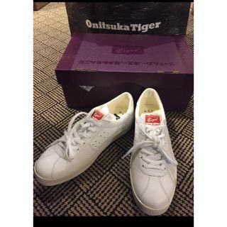オニツカタイガー レザースニーカーの通販 40点 | Onitsuka Tigerを ...