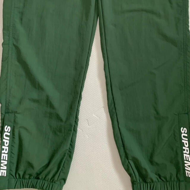 Supreme(シュプリーム)のSupreme Warm Up Pant Green M シュプリーム メンズのパンツ(その他)の商品写真