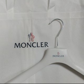 モンクレール(MONCLER)のksz様専用 モンクレール MONCLER ハンガー 衣類カバー セット(ダウンジャケット)