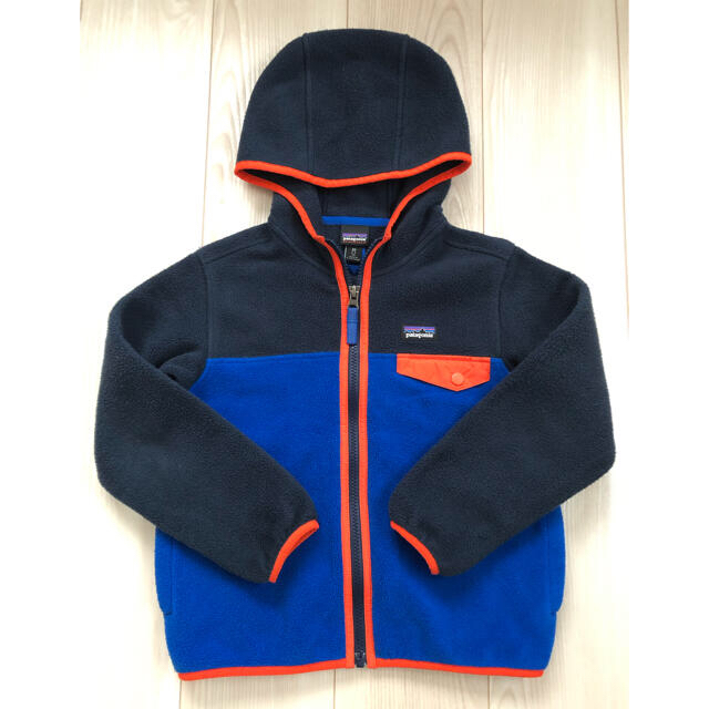 patagonia(パタゴニア)のパタゴニア フリースジャケット　XS キッズ/ベビー/マタニティのキッズ服男の子用(90cm~)(ジャケット/上着)の商品写真