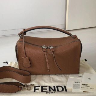 FENDI - 最終お値下げ•*フェンディ セレリア レイ 2way キャメルの通販