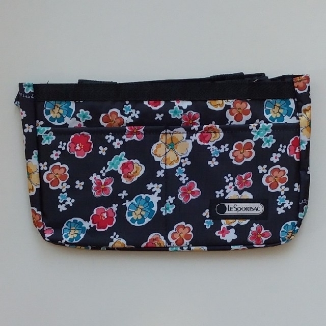 LeSportsac(レスポートサック)のLESPORTSAC×MORE　ノルマンディ　花柄　Bag in Bag レディースのバッグ(ハンドバッグ)の商品写真