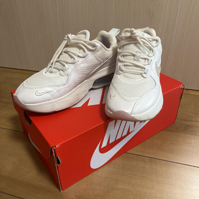 レディースW AIR MAX VERONA white