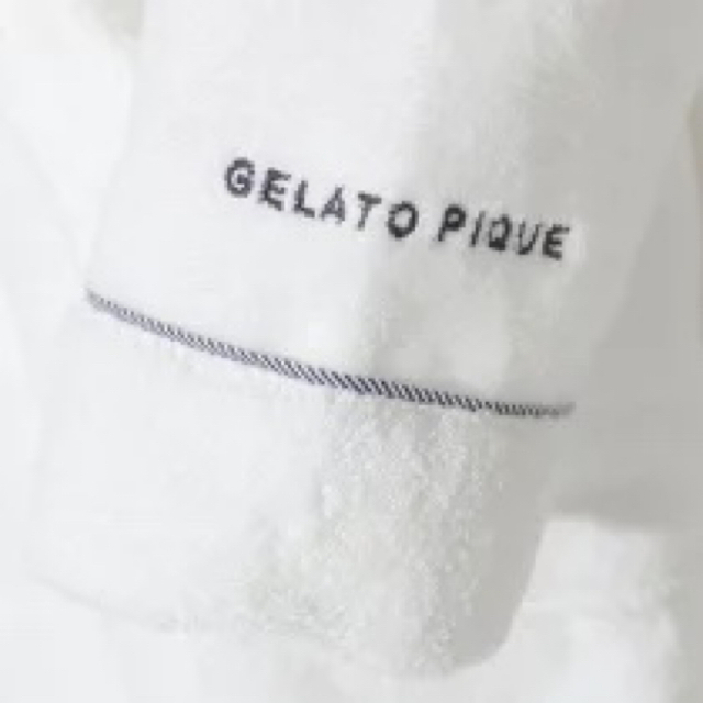 gelato pique(ジェラートピケ)の新品未使用 タグ付き ジェラピケ バスローブ レディースのルームウェア/パジャマ(ルームウェア)の商品写真