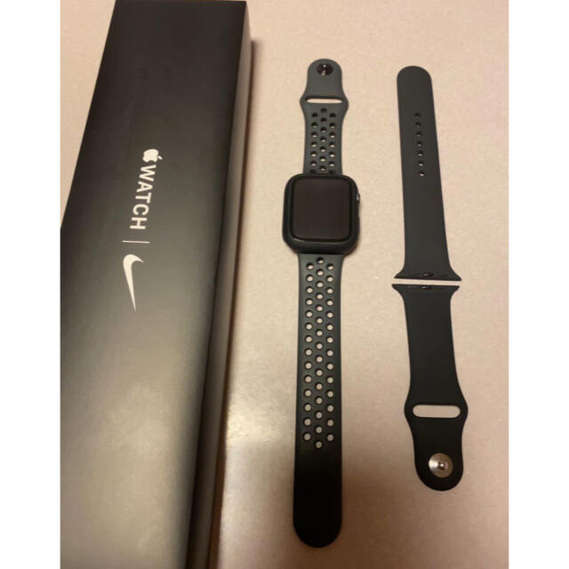 超美品 Apple Watch SE Nike GPSモデル 44mm