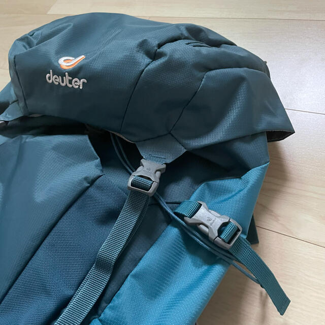 Deuter(ドイター)のDEUTER バックパック　リュック レディースのバッグ(リュック/バックパック)の商品写真