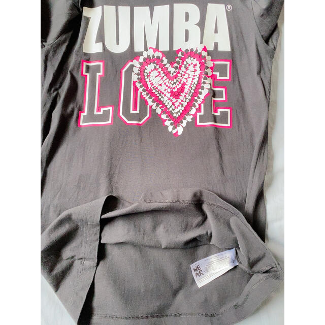Zumba(ズンバ)の値下げ！(滲みあり) Zumba Love Tee 肩出し Tシャツ レディースのトップス(Tシャツ(半袖/袖なし))の商品写真