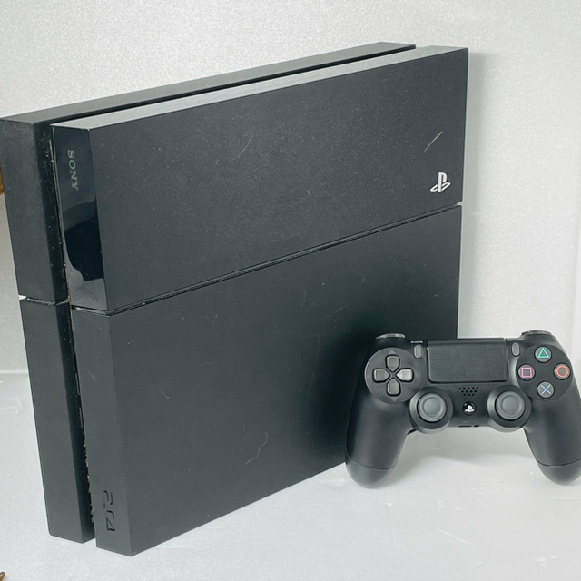 PlayStation4(プレイステーション4)のSONY PlayStation4 ps4 初期型 CUH-1000AB01 エンタメ/ホビーのゲームソフト/ゲーム機本体(家庭用ゲーム機本体)の商品写真