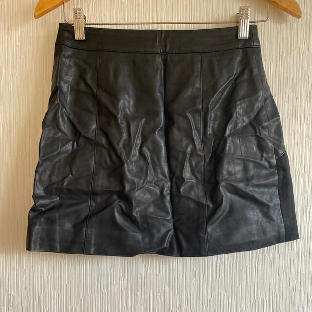 FOREVER 21(フォーエバートゥエンティーワン)のForever21 フェイクレザーミニスカート レディースのスカート(ミニスカート)の商品写真