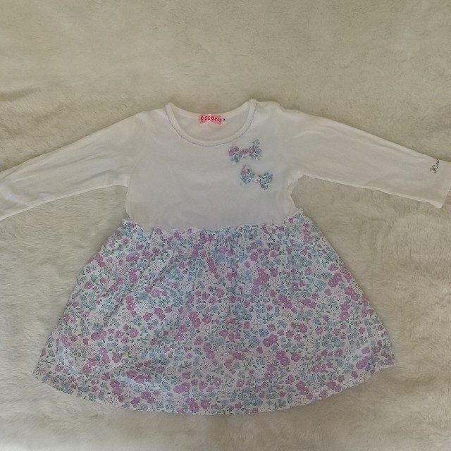 BeBe(ベベ)のベベ キスドロップ  ワンピース 90 キッズ/ベビー/マタニティのキッズ服女の子用(90cm~)(ワンピース)の商品写真