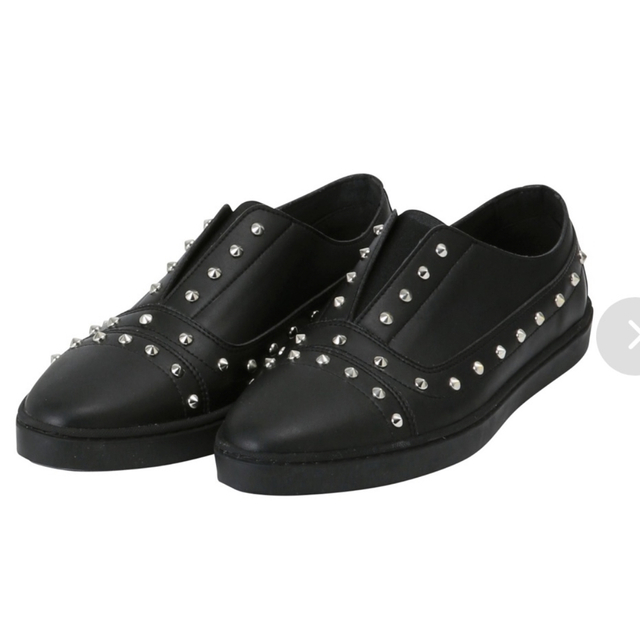 ZUCCa - 今期31,900円 ZUCCa  スタッズスニーカー  スニーカー　ブラック　M