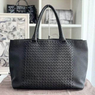 ボッテガヴェネタ(Bottega Veneta)の美品★　ボッテガヴェネタ　イントレチャート　黒　ビジネスバッグ(ビジネスバッグ)