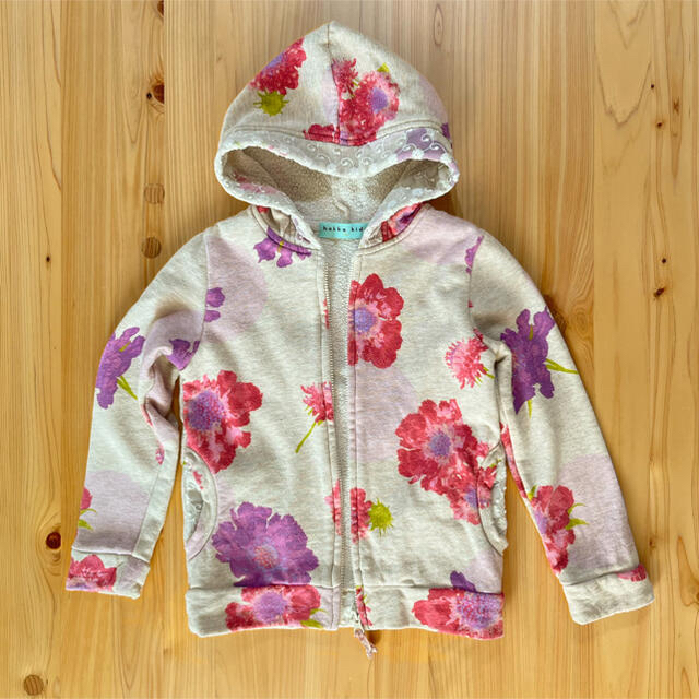 hakka kids(ハッカキッズ)のハッカキッズ  hakka kids 110 女の子 パーカー 花柄  秋 キッズ/ベビー/マタニティのキッズ服女の子用(90cm~)(ジャケット/上着)の商品写真