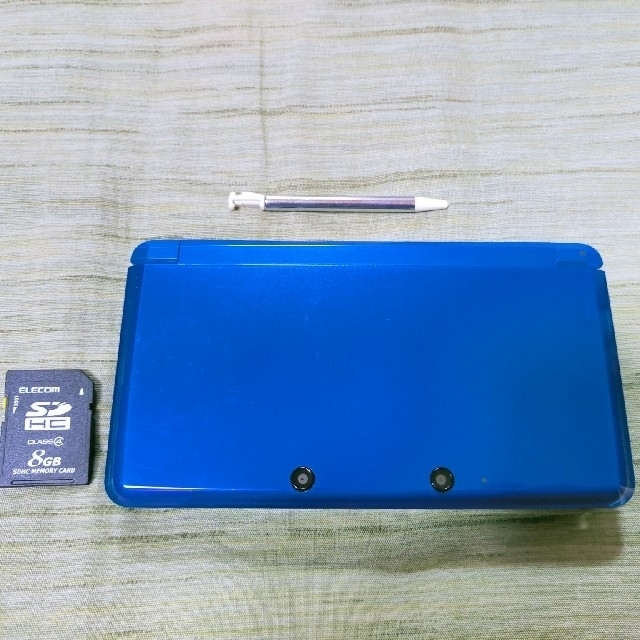 ニンテンドー3DS(ニンテンドー3DS)のニンテンドー3DS・ブルー・本体のみ、充電器なし エンタメ/ホビーのゲームソフト/ゲーム機本体(携帯用ゲーム機本体)の商品写真