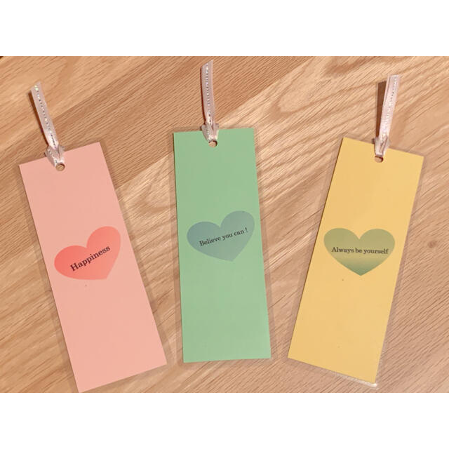 むっちゃん様専用ページ ハンドメイド 四葉♡五葉のクローバーしおり 3