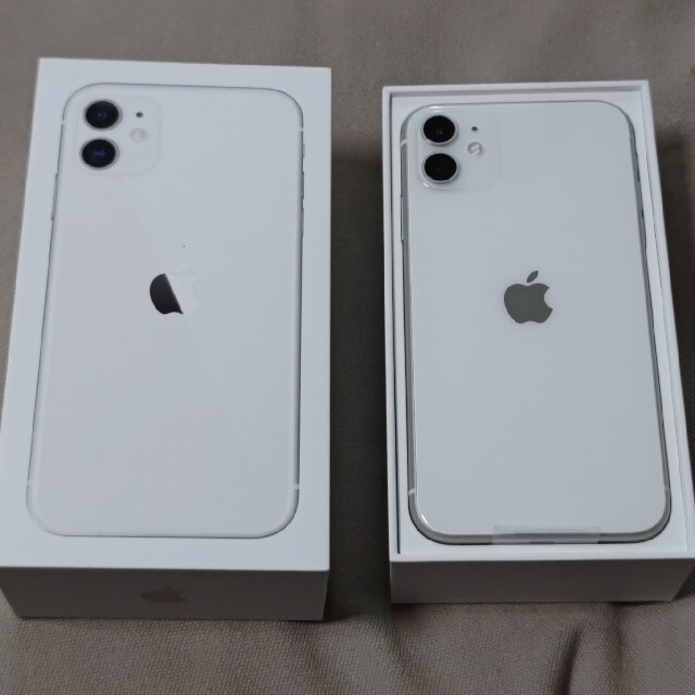 iPhone11 256GB ホワイト　SIMフリー新品