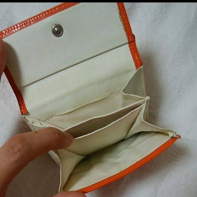 Courreges(クレージュ)の二つ折り財布　クレージュ　オレンジ レディースのファッション小物(財布)の商品写真