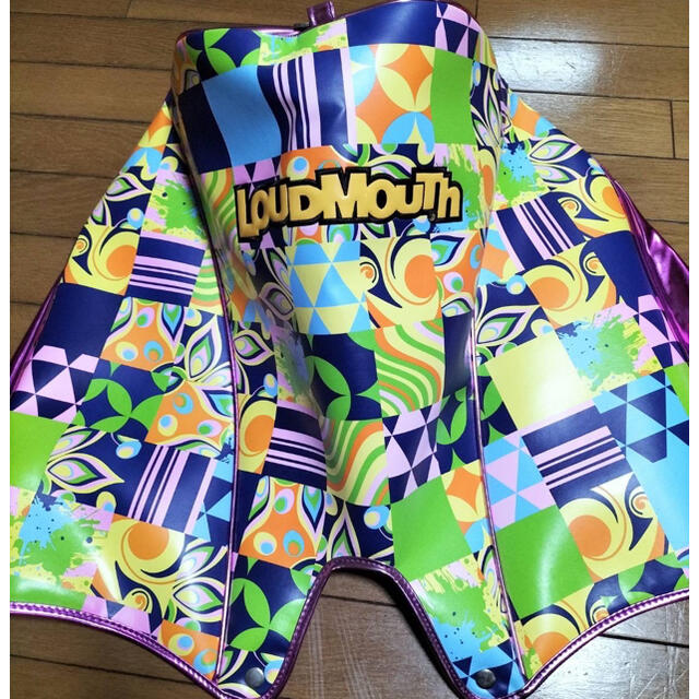 Loudmouth(ラウドマウス)の希少　完売　ラウドマウス　数量限定　キャディバッグ　紫カラー スポーツ/アウトドアのゴルフ(バッグ)の商品写真