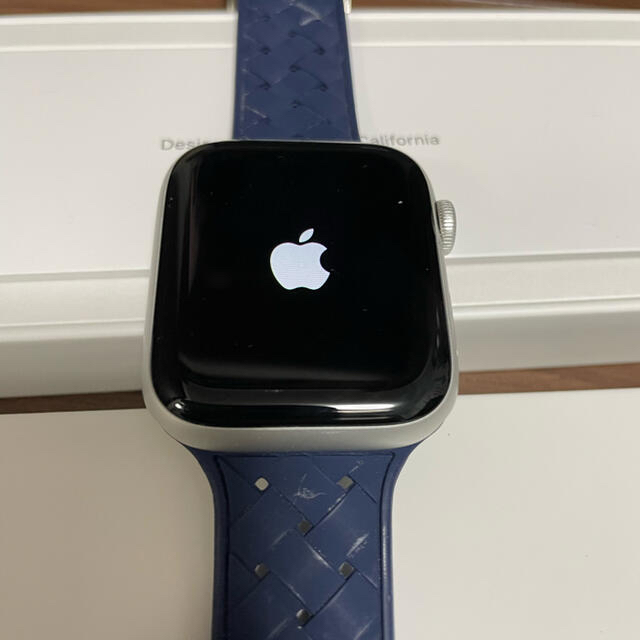 Apple Watch(アップルウォッチ)のapple watch series6 本体シルバー44mmGPSモデル メンズの時計(腕時計(デジタル))の商品写真