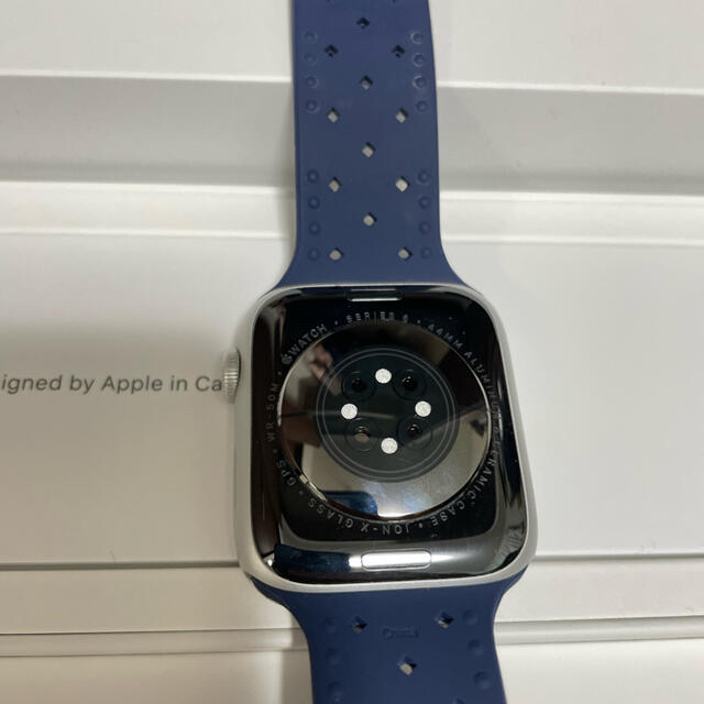 Apple Watch(アップルウォッチ)のapple watch series6 本体シルバー44mmGPSモデル メンズの時計(腕時計(デジタル))の商品写真