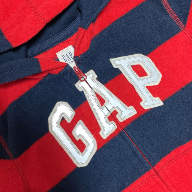 GAP Kids(ギャップキッズ)のギャップキッズ GapKids フリースパーカー 男の子 110 120 秋冬 キッズ/ベビー/マタニティのキッズ服男の子用(90cm~)(ジャケット/上着)の商品写真