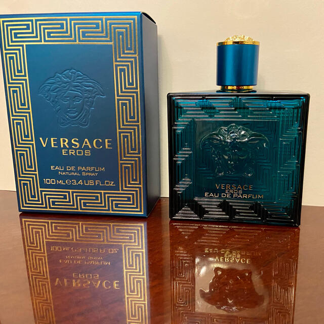 VERSACE(ヴェルサーチ)のベルサーチ　VERSACE EROS コスメ/美容の香水(香水(男性用))の商品写真