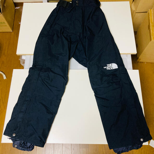 THE NORTH FACE(ザノースフェイス)の②THE NORTH FACE ノースフェイス スキーウェア 上下セット　S スポーツ/アウトドアのスノーボード(ウエア/装備)の商品写真